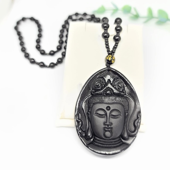 Black Obsidian Guanyin head image carving necklace - Picture 2 of 3